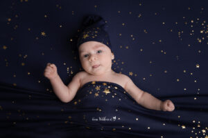 Newbornshooting mit Sternen Himmel