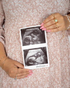 Babybauchshooting, Familienfoto, Babybauch